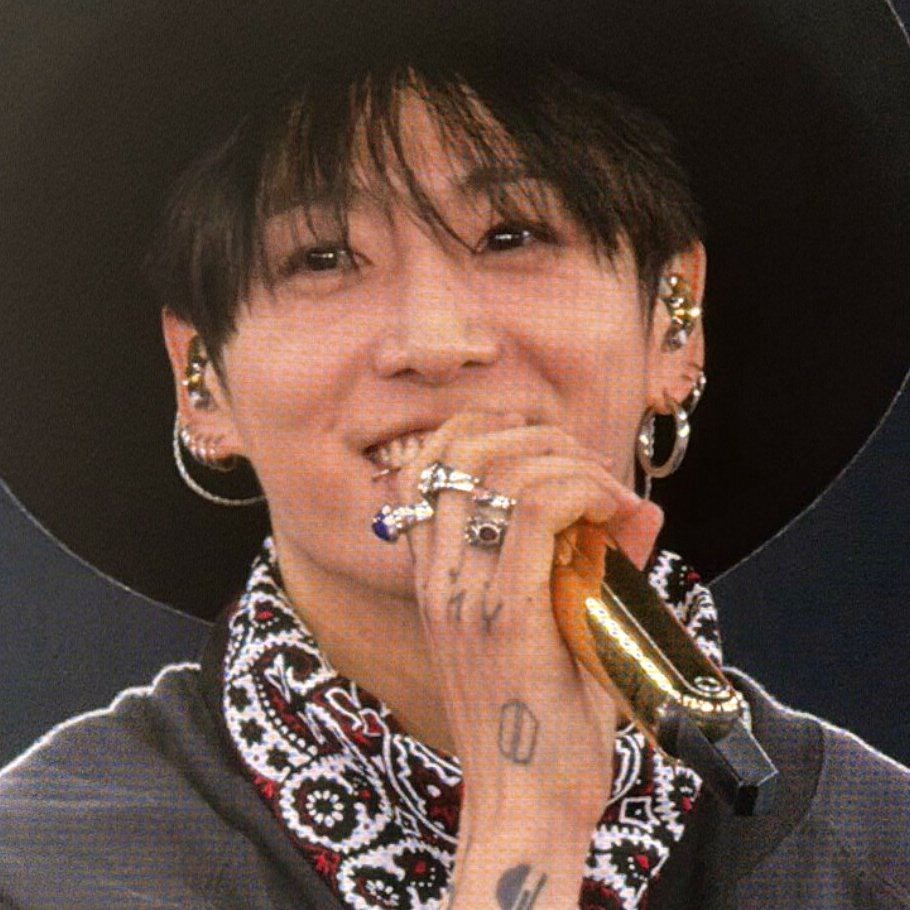 [잡담] 카우보이모자 쓴 정국이 얼굴도 얼굴인데 눈이 별박눈 자체임✨️✨️ | 인스티즈