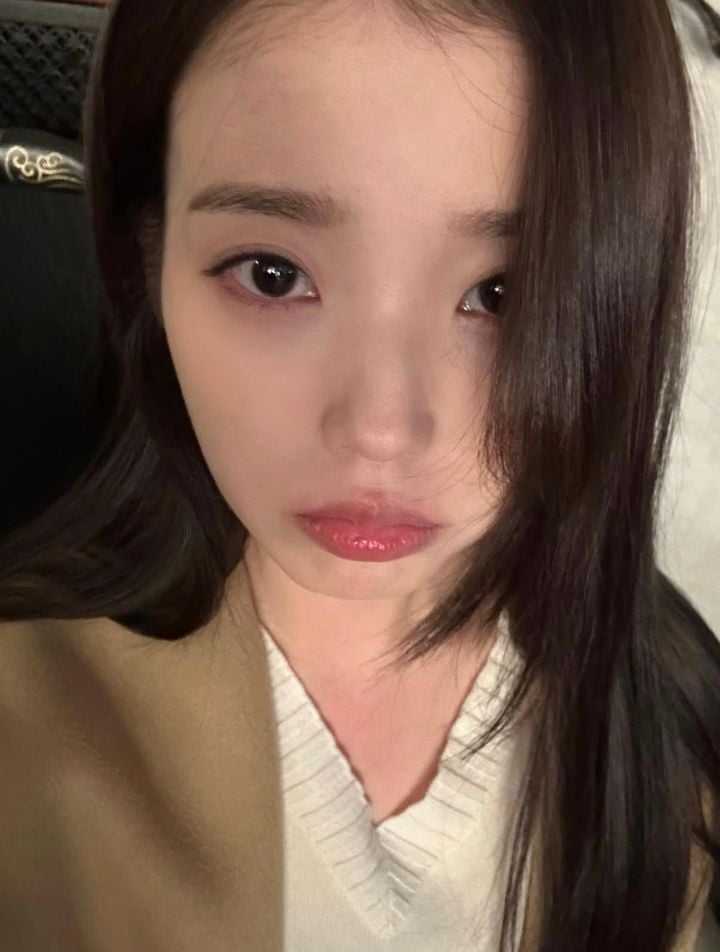 [잡담] 대군부인) 희쥬 입술 번짐셀카😳 | 인스티즈