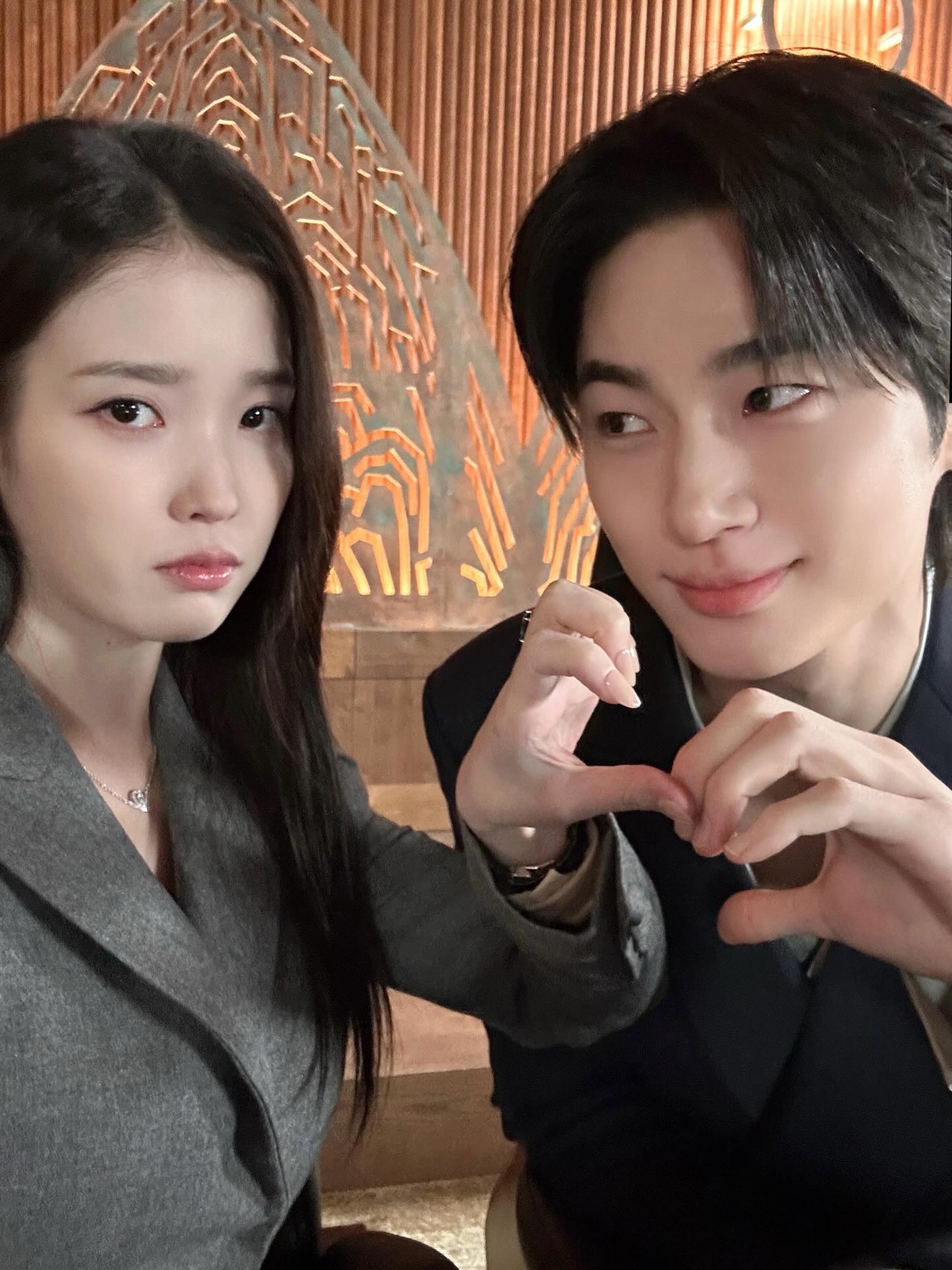 [잡담] 대군부인) 아이유 변우석 투샷셀카 ㅁㅊ | 인스티즈