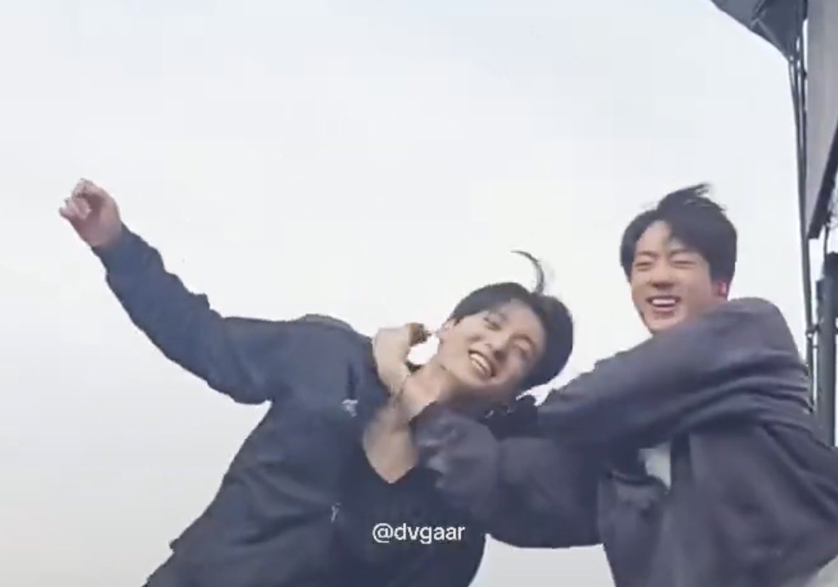 [잡담] 방탄 진 정국 얼마나 신난건지 감도 안옴 ㅋㅋ | 인스티즈