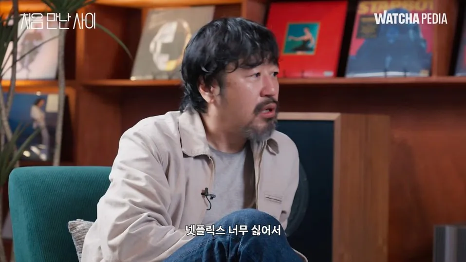 넷플릭스랑은 일 안 한다는 박시영 영화포스터 디자이너.jpg | 인스티즈