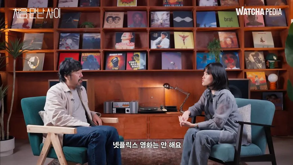 넷플릭스랑은 일 안 한다는 박시영 영화포스터 디자이너.jpg | 인스티즈