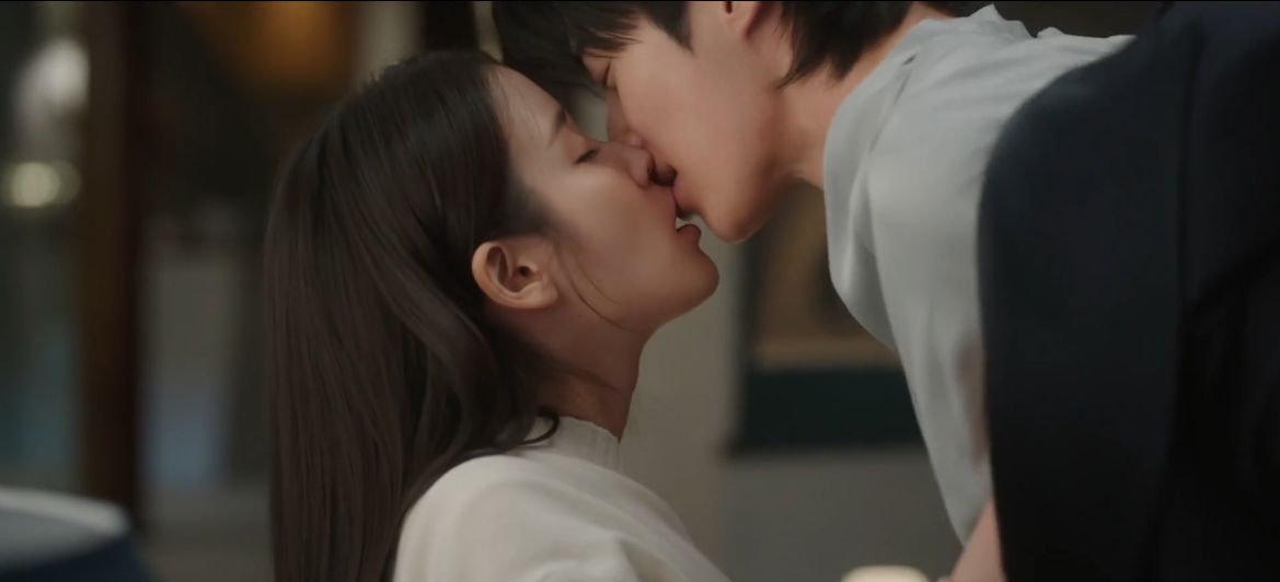 [잡담] 대군부인) 새벽에 올리는 키스신 캡처 (후방주의ㅎ) | 인스티즈