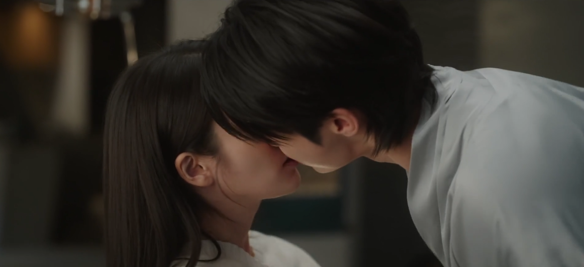 [잡담] 대군부인) 새벽에 올리는 키스신 캡처 (후방주의ㅎ) | 인스티즈
