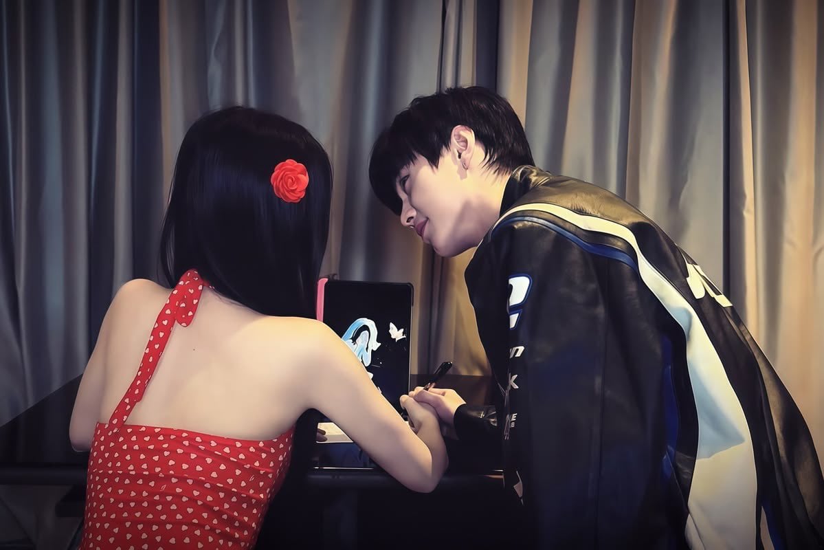 [잡담] 쌍궤는 커플화보랑 남찍사가 찐임 | 인스티즈