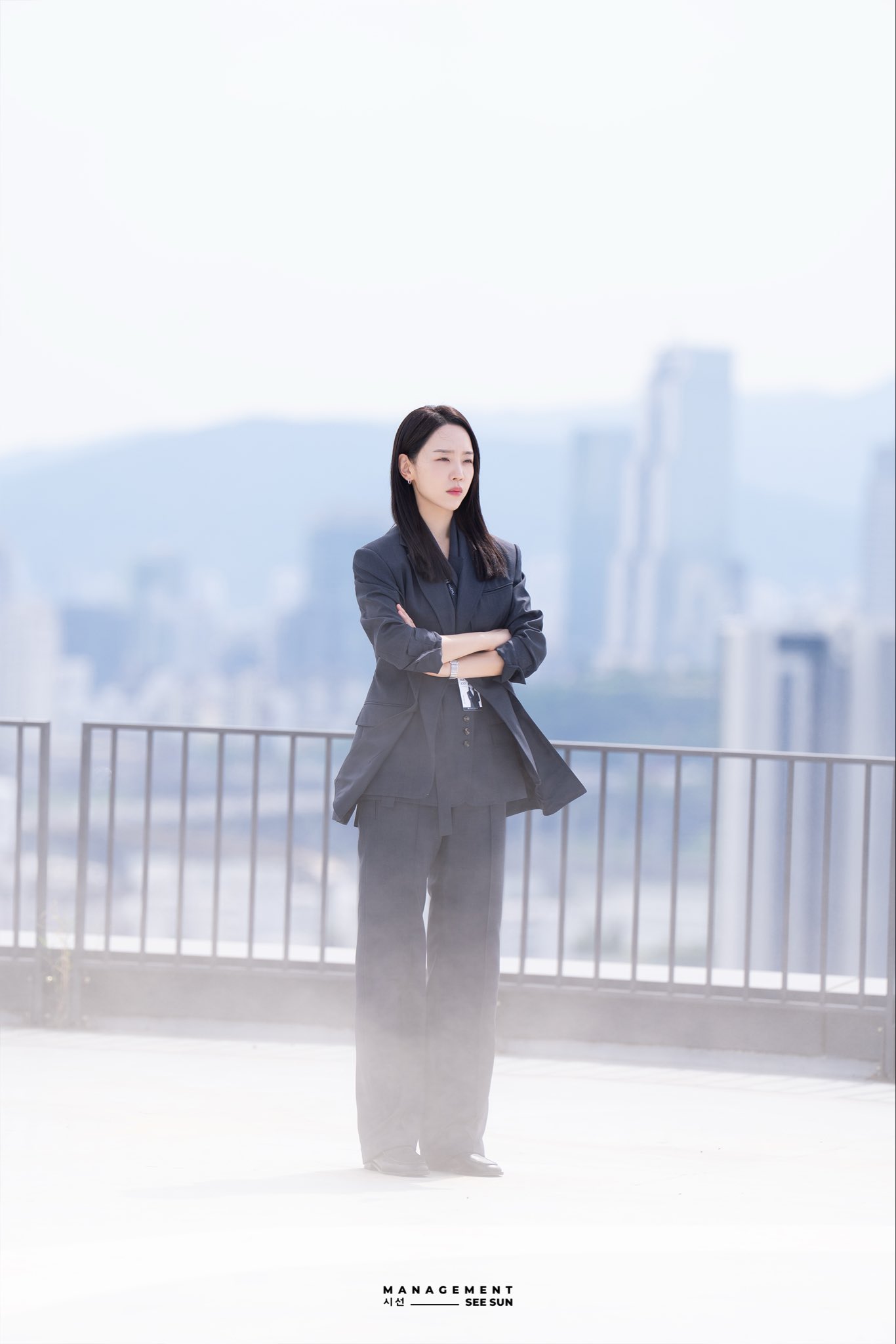 [잡담] 신혜선은 볼때마다 옷 잘입는듯 | 인스티즈