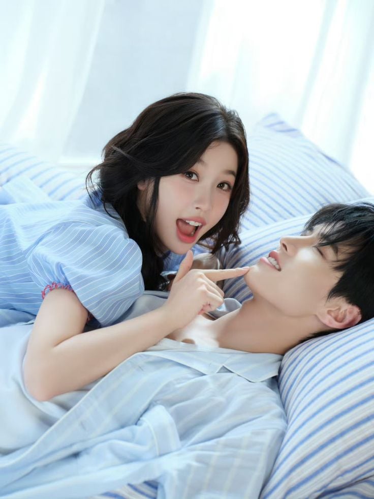 [잡담] 쌍궤는 커플화보랑 남찍사가 찐임 | 인스티즈
