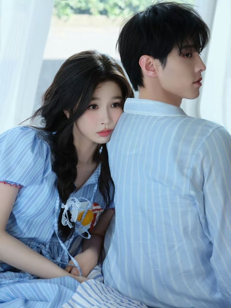 [잡담] 쌍궤는 커플화보랑 남찍사가 찐임 | 인스티즈