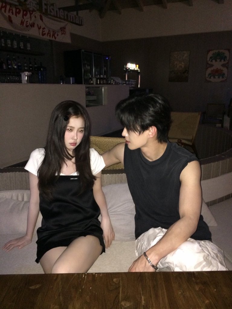 [잡담] 쌍궤는 커플화보랑 남찍사가 찐임 | 인스티즈