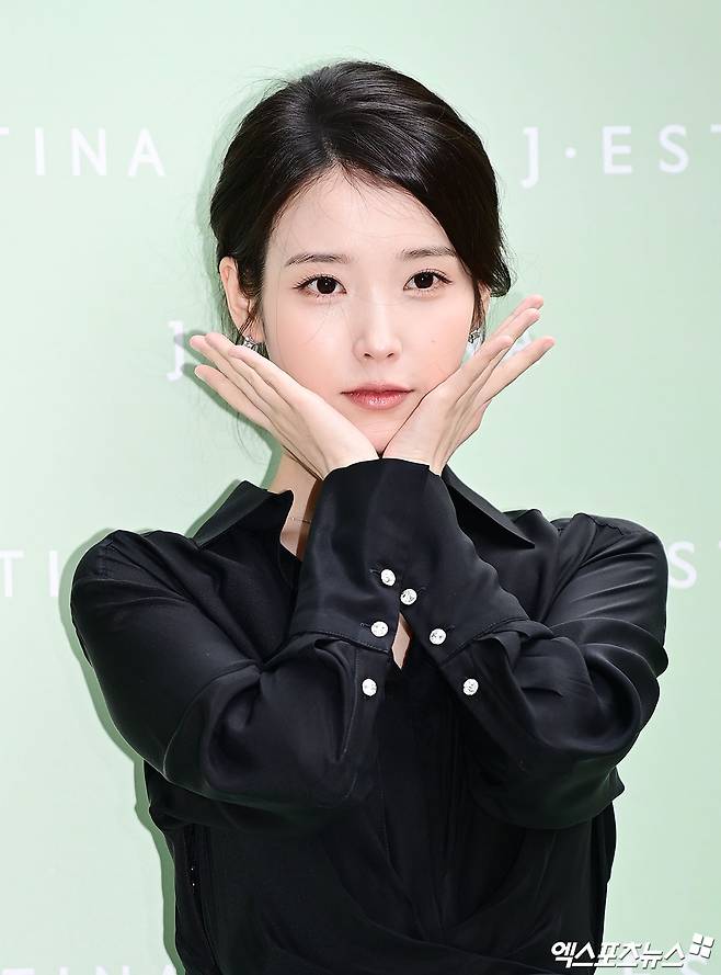 [잡담] 와 오늘 아이유라는데 섹시해 | 인스티즈