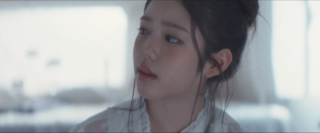 [잡담] 엔믹스 뮤비에 나온 여성분 누구야? | 인스티즈