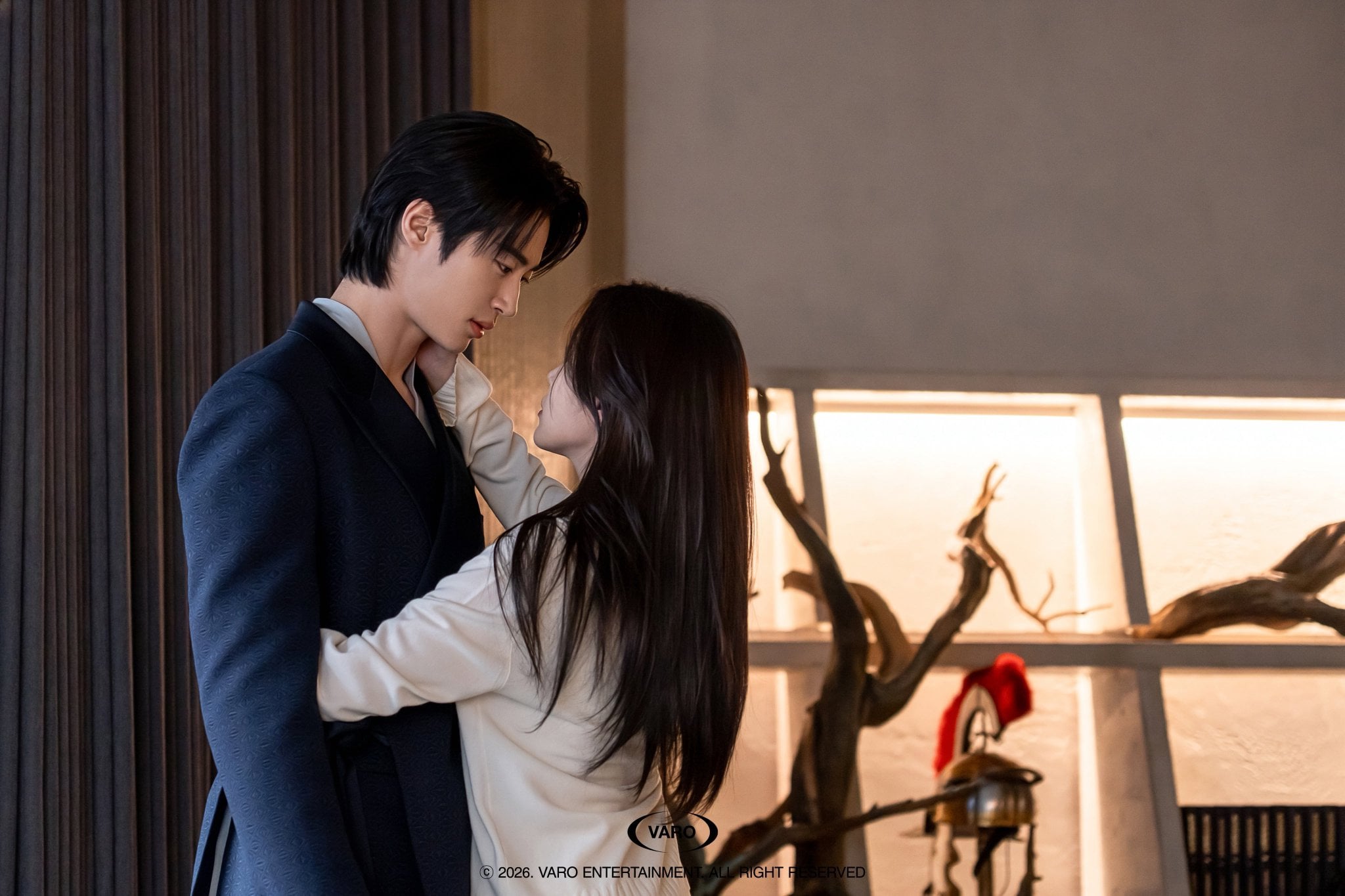 [잡담] 대군부인) 완희주 키스신 비하인드컷 너무 아름답잔아 | 인스티즈