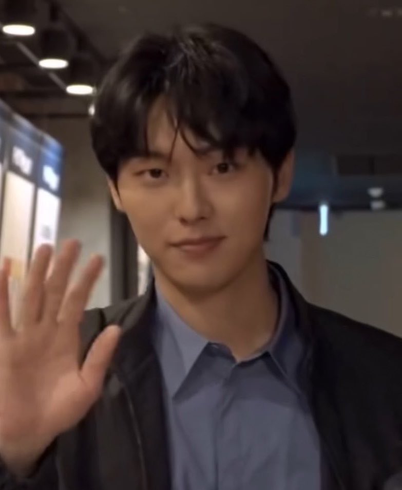 ㄱ [잡담] 현윙 왜 진짜 시간 지날수록 점점 그림체 닮아가냐....? | 인스티즈