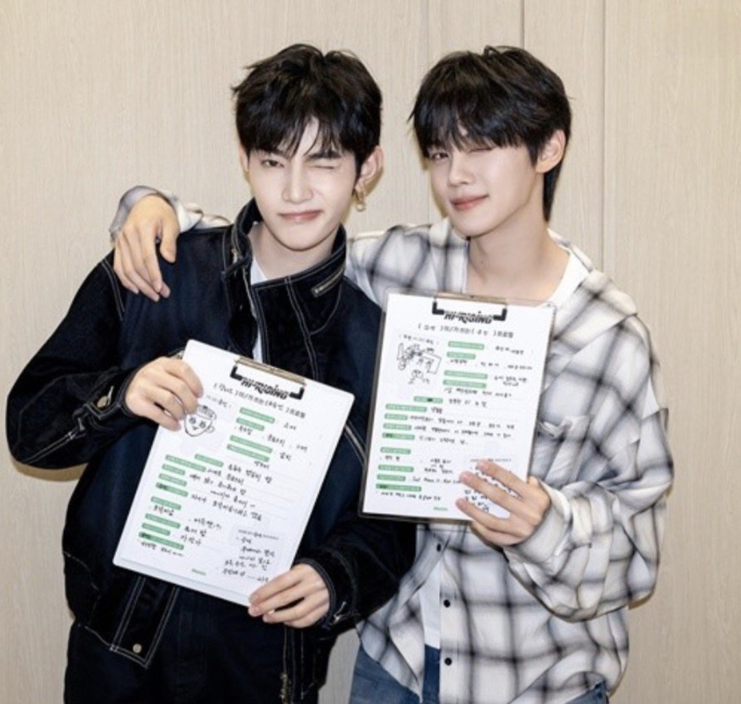[잡담] 장하오 김규빈 잘생겼다.. | 인스티즈
