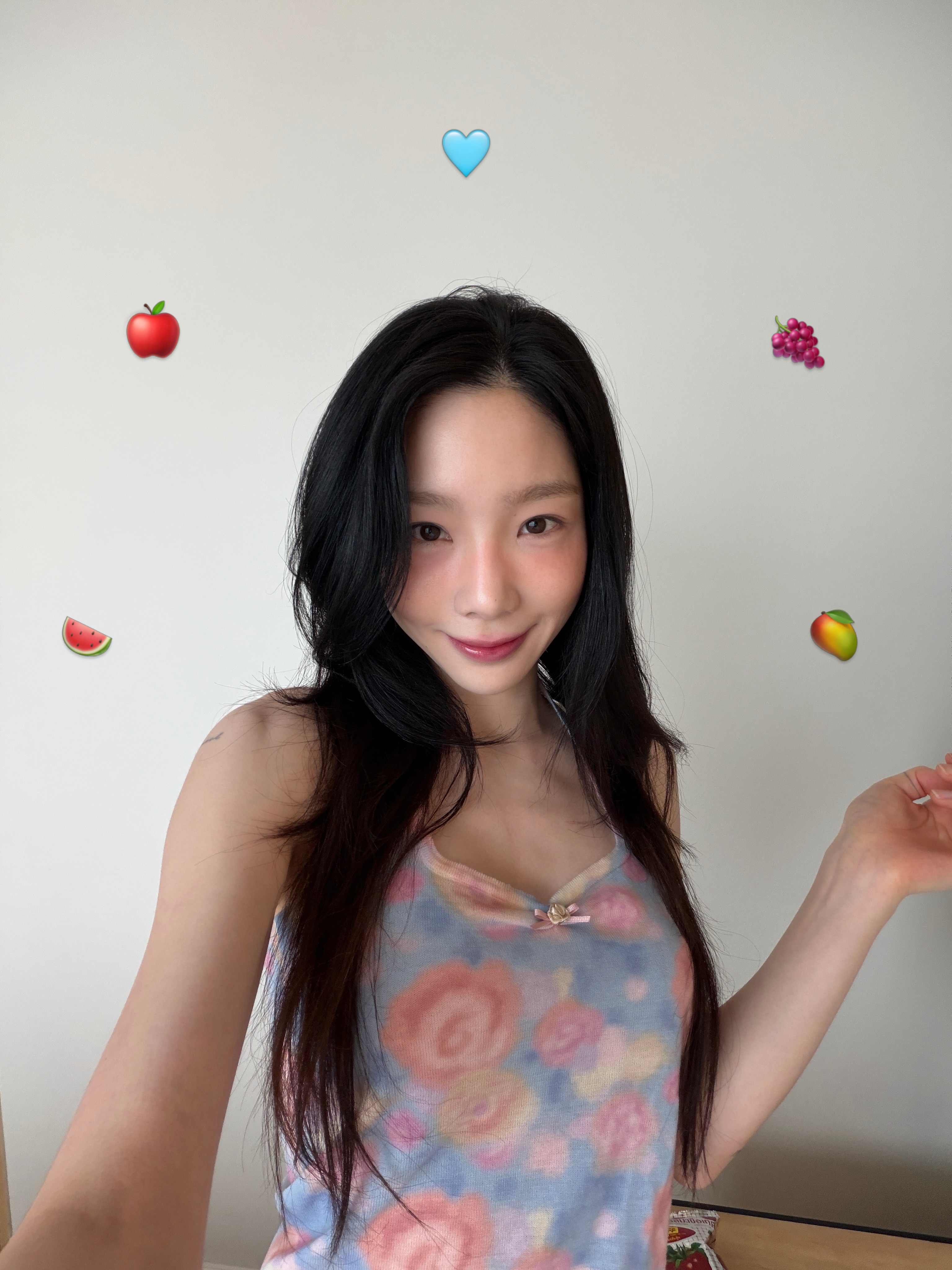 [정보/소식] 태연 인스타그램 업데이트 (아 모자를 못샀네) | 인스티즈