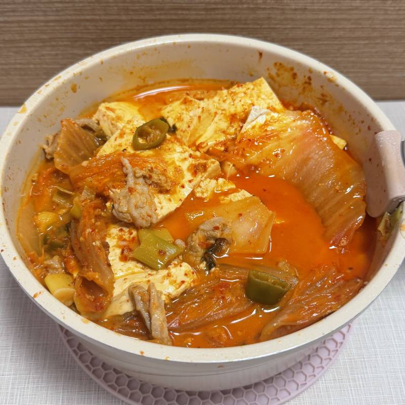 [잡담] 대충 끓인 김치찌개 | 인스티즈