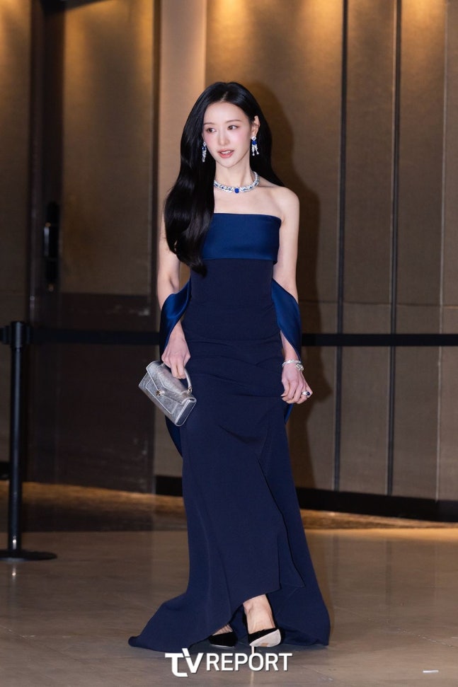 [잡담] 오늘자 불가리 에클레티카 행사 배우 김지원 기사사진 | 인스티즈