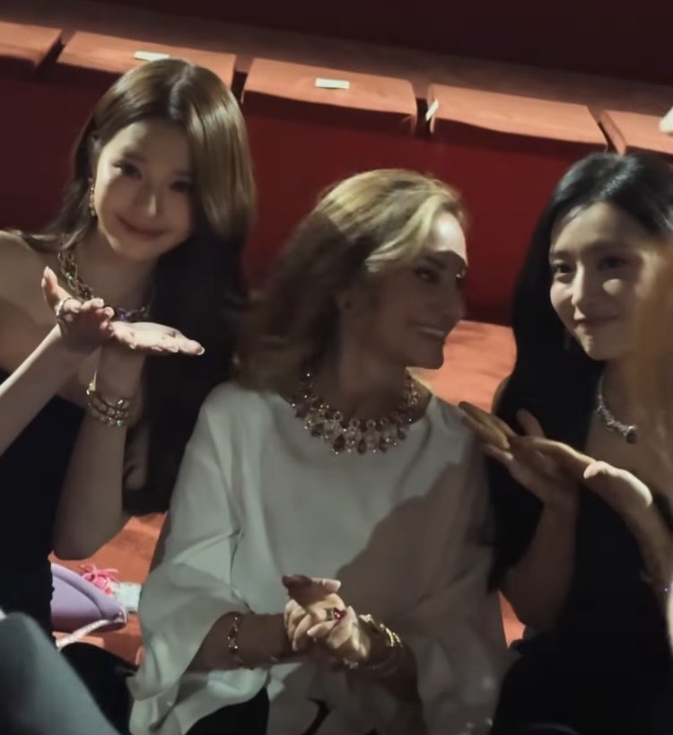 [잡담] 김지원 장원영 여신들 투샷❤️ | 인스티즈