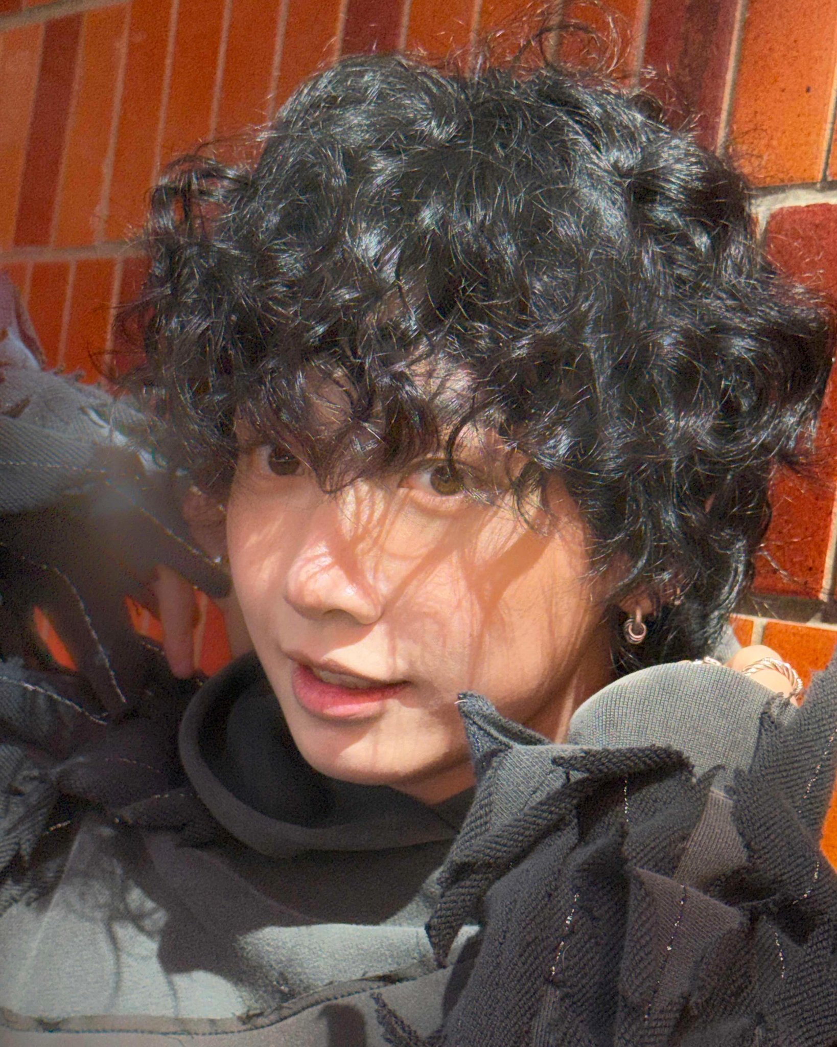 [잡담] 명재현 닮은 깜푸 키우실 분(진짜 강아지 아님) | 인스티즈
