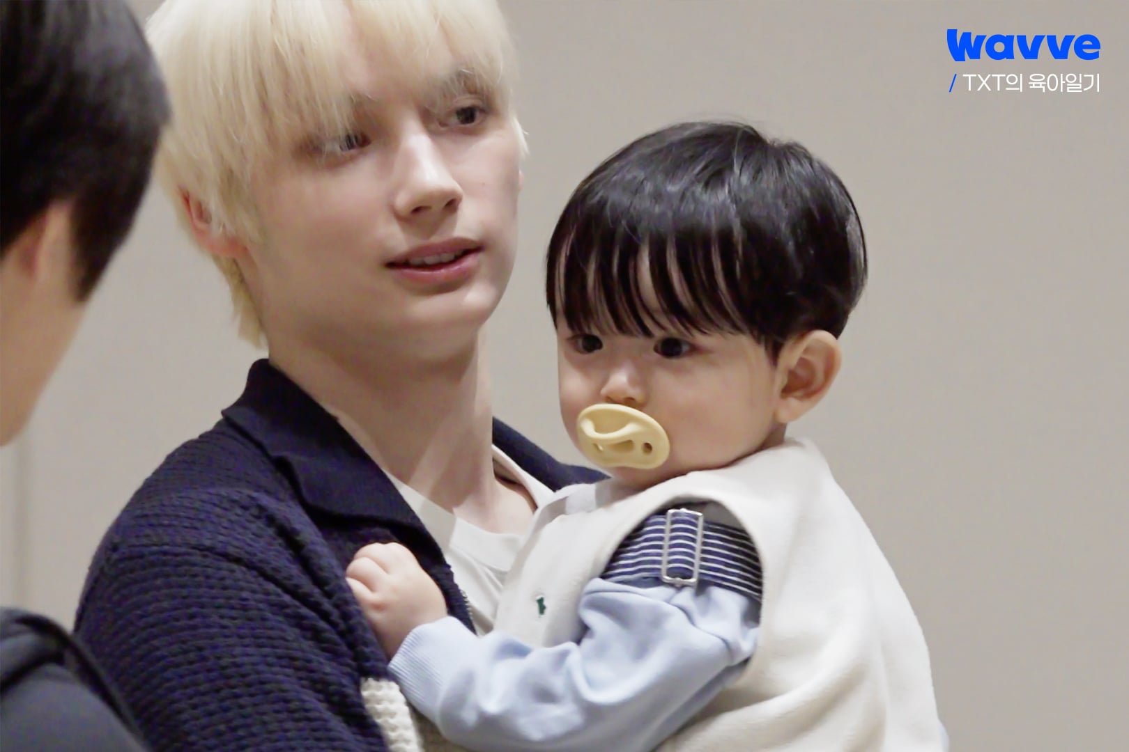 [잡담] 육아일기 최유준 = 연준이 껌 보다 어림ㅋㅋㅋㅋㅋ | 인스티즈