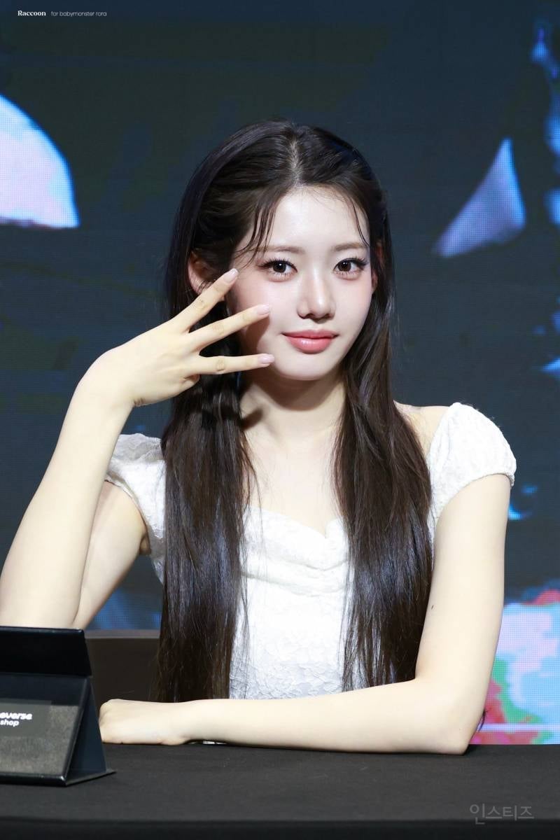 ㄹㅇ 예쁘다고 반응 좋은 베이비몬스터 로라 대면팬싸 비주얼…jpg | 인스티즈