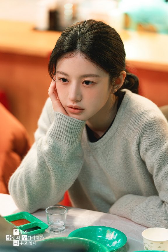 [잡담] 고윤정 모자무싸에서 엄청 빛난다 | 인스티즈