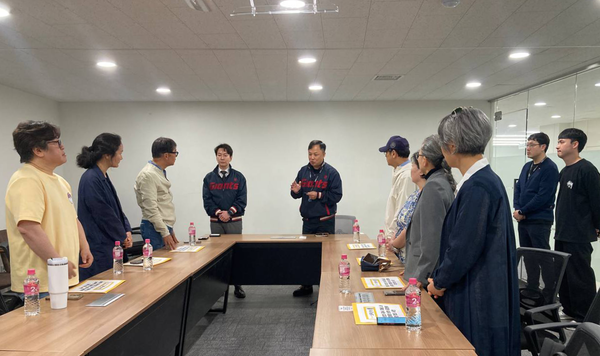 [정보/소식] "단순 실수라기엔…" 노무현재단, '일베 자막' 롯데 자이언츠 유튜브에 항의 | 인스티즈