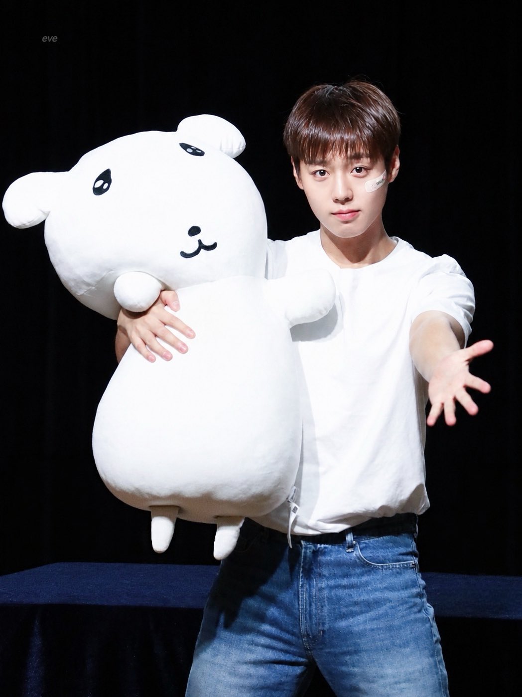 [잡담] 박지훈 최근 사진들 미친 듯이 저장 중 | 인스티즈