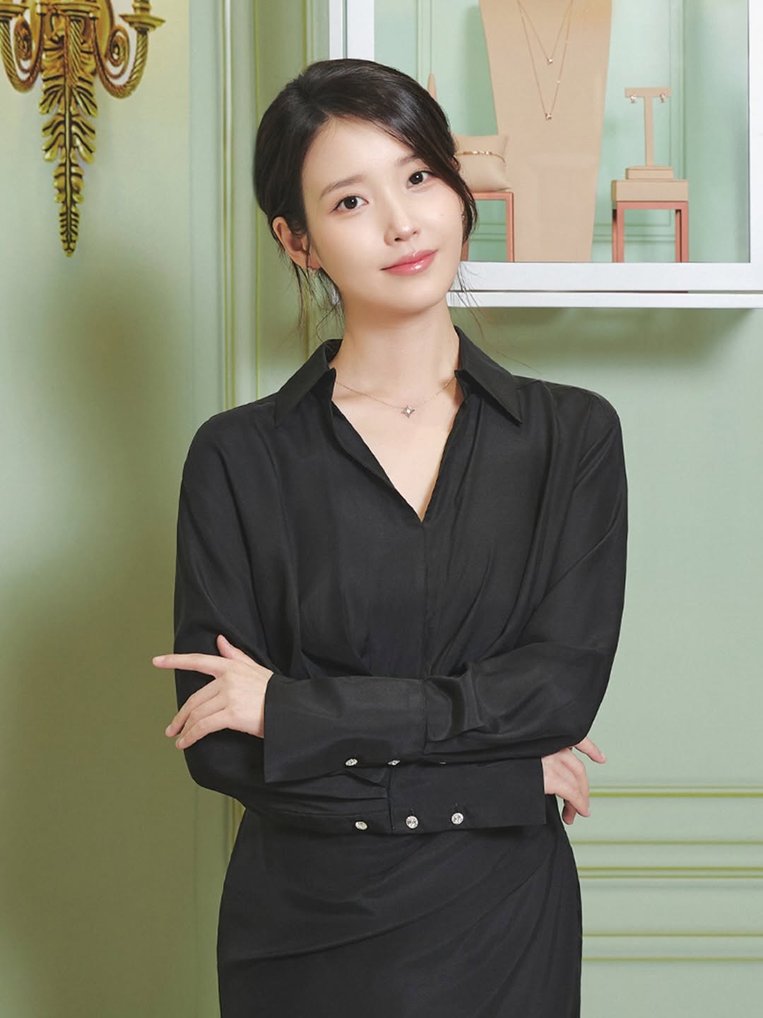 [잡담] 아이유 차기작 소취글 많이 봐서 그런지 사진 뜬 거 | 인스티즈