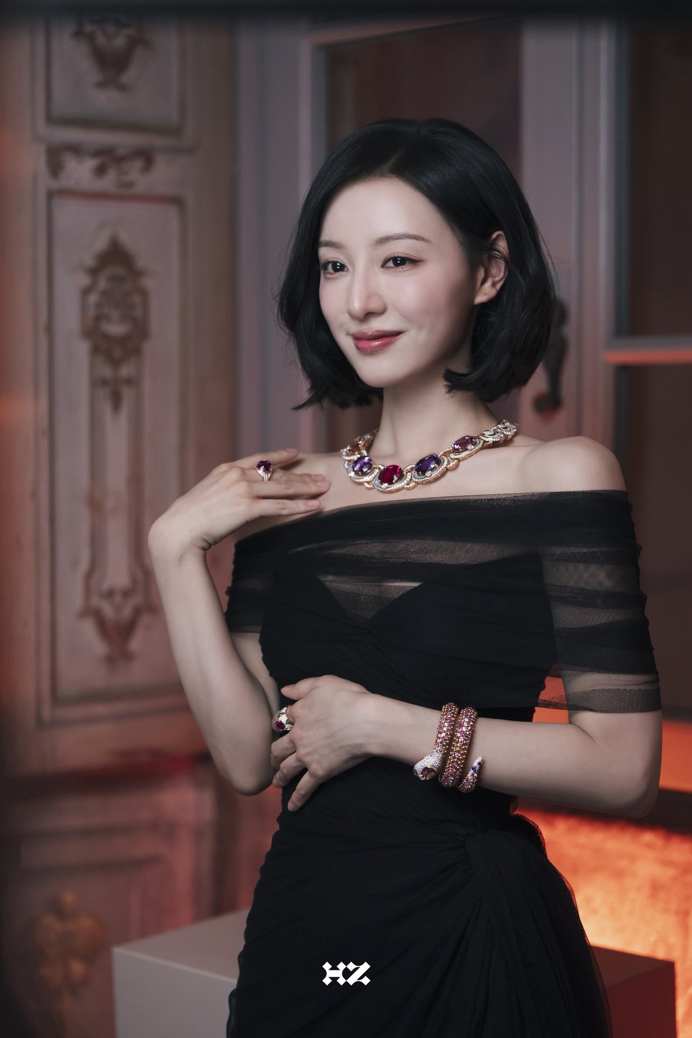 [잡담] 김지원 걍 불가리 그 자체다 ....... | 인스티즈