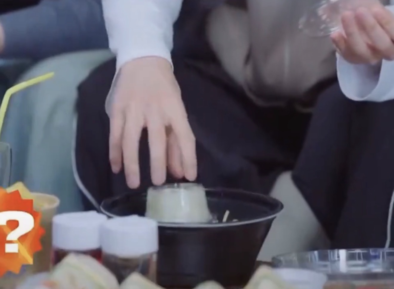 [잡담] 아부라소바에 양파 이만큼 넣는거야..? | 인스티즈