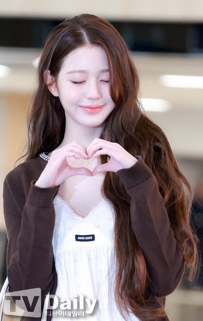 [잡담] 250513 장원영 일본 출국 기사사진 | 인스티즈