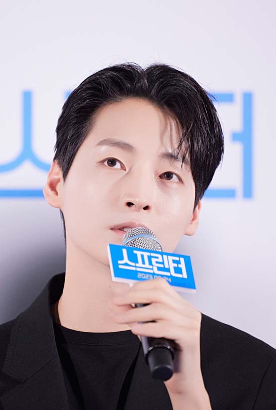 [잡담] 이분 잘생기시지 않았어? | 인스티즈