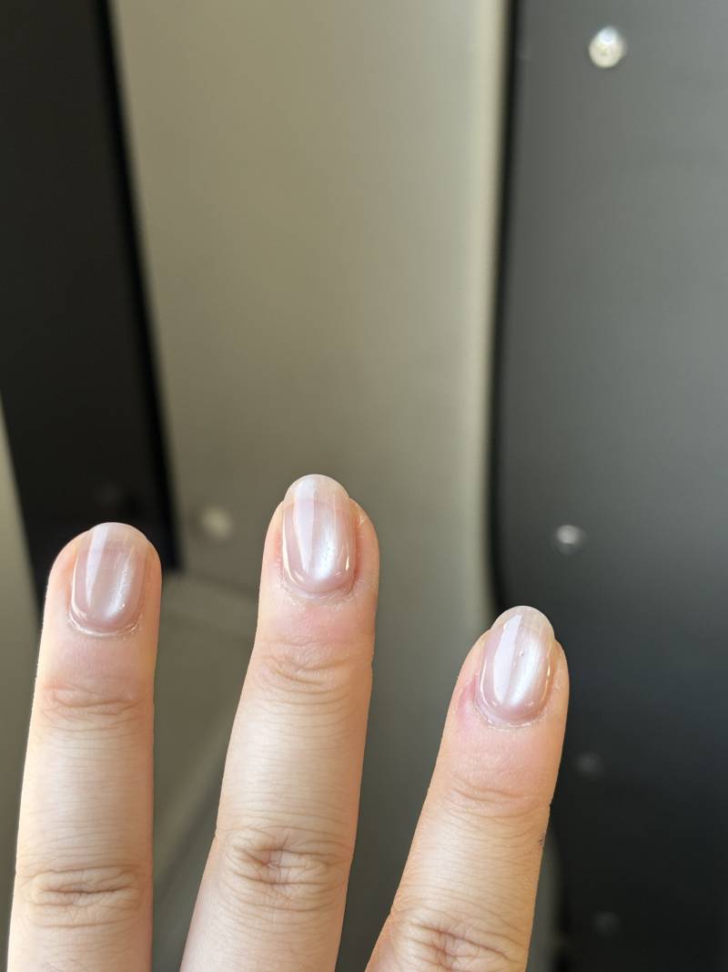 [잡담] 손톱이 왜 휘어진것같지?? | 인스티즈
