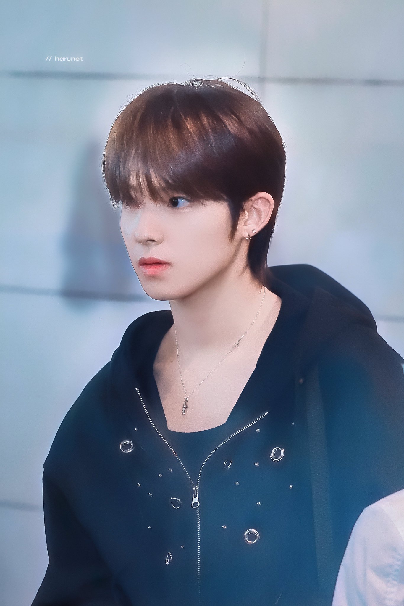 [잡담] 여기도 벌써 크롬하츠에 미쳐있잖아 | 인스티즈
