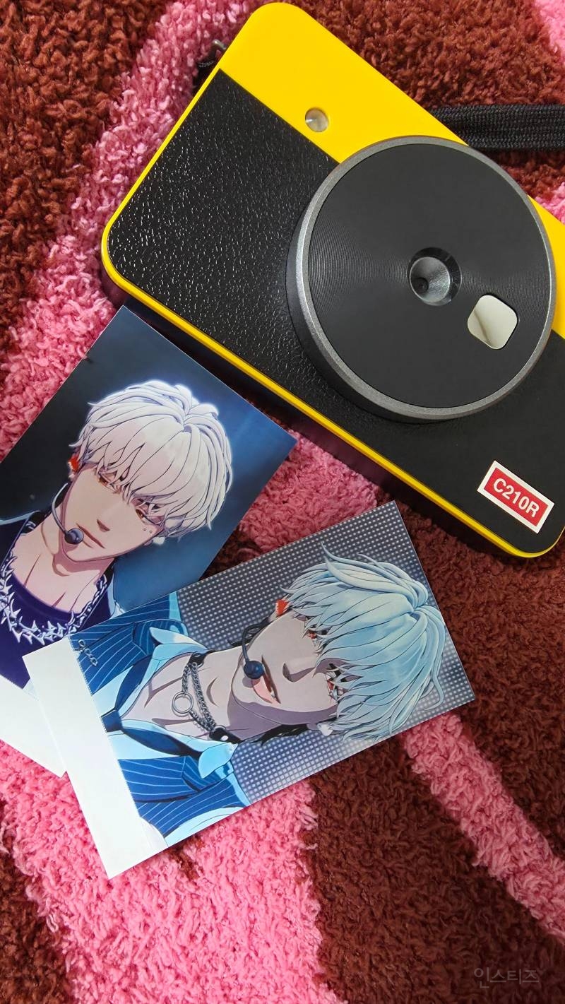 버추얼아이돌 플레이브에게 우울해서 빵샀어라고 한다면? | 인스티즈