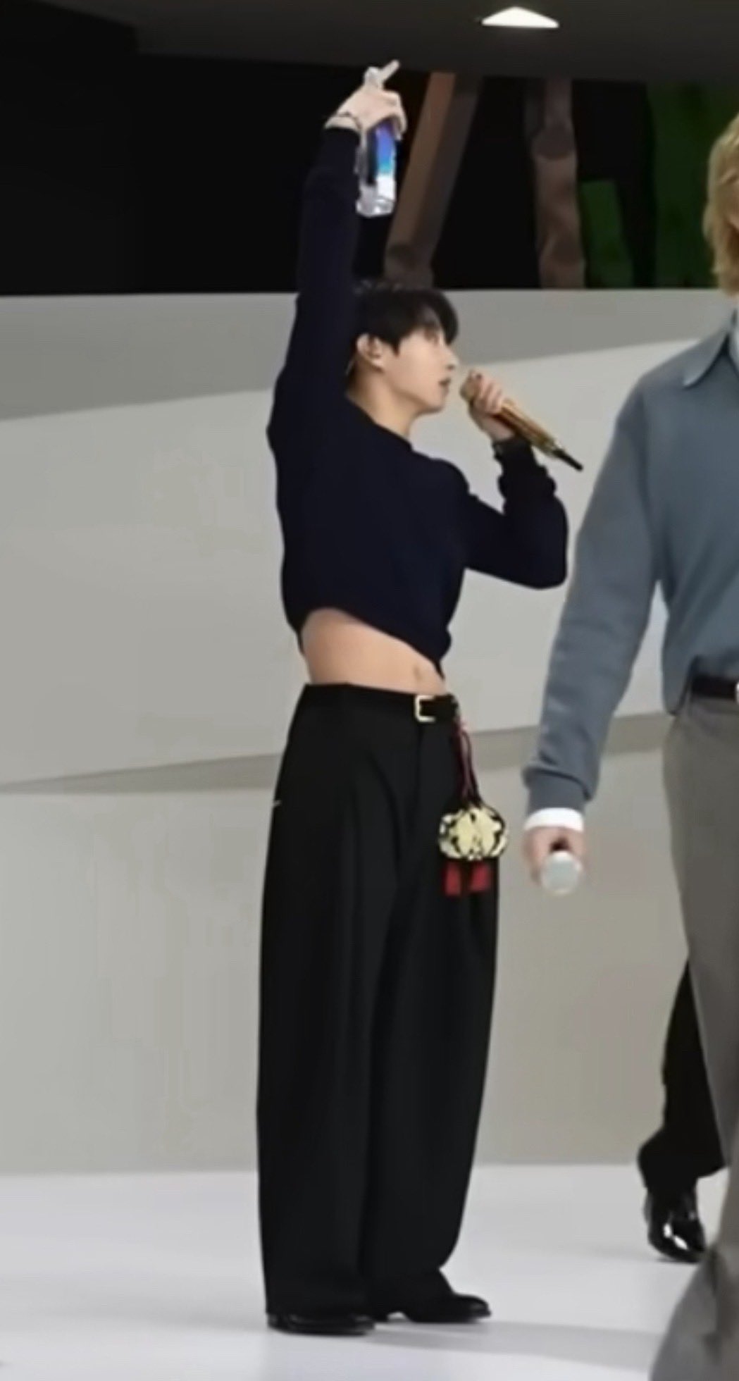 [잡담] 정국팬들이 CKJK 떡밥 놓친 이유 | 인스티즈