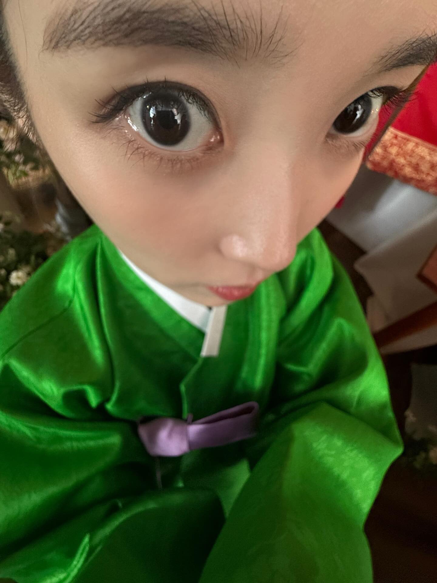[잡담] 아이유) 무서워... (본인이 올린 셀카를 보며...) | 인스티즈
