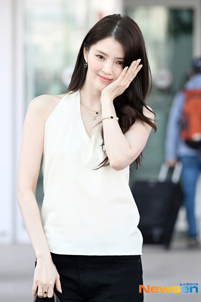 [잡담] 한소희) 260515 한소희 프랑스 출국 기사사진 | 인스티즈