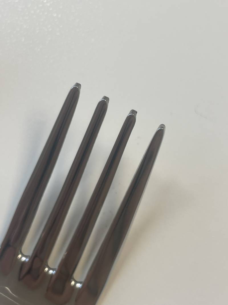 [잡담] 포크샀는데 불량인지 봐줄사람??🍴 | 인스티즈