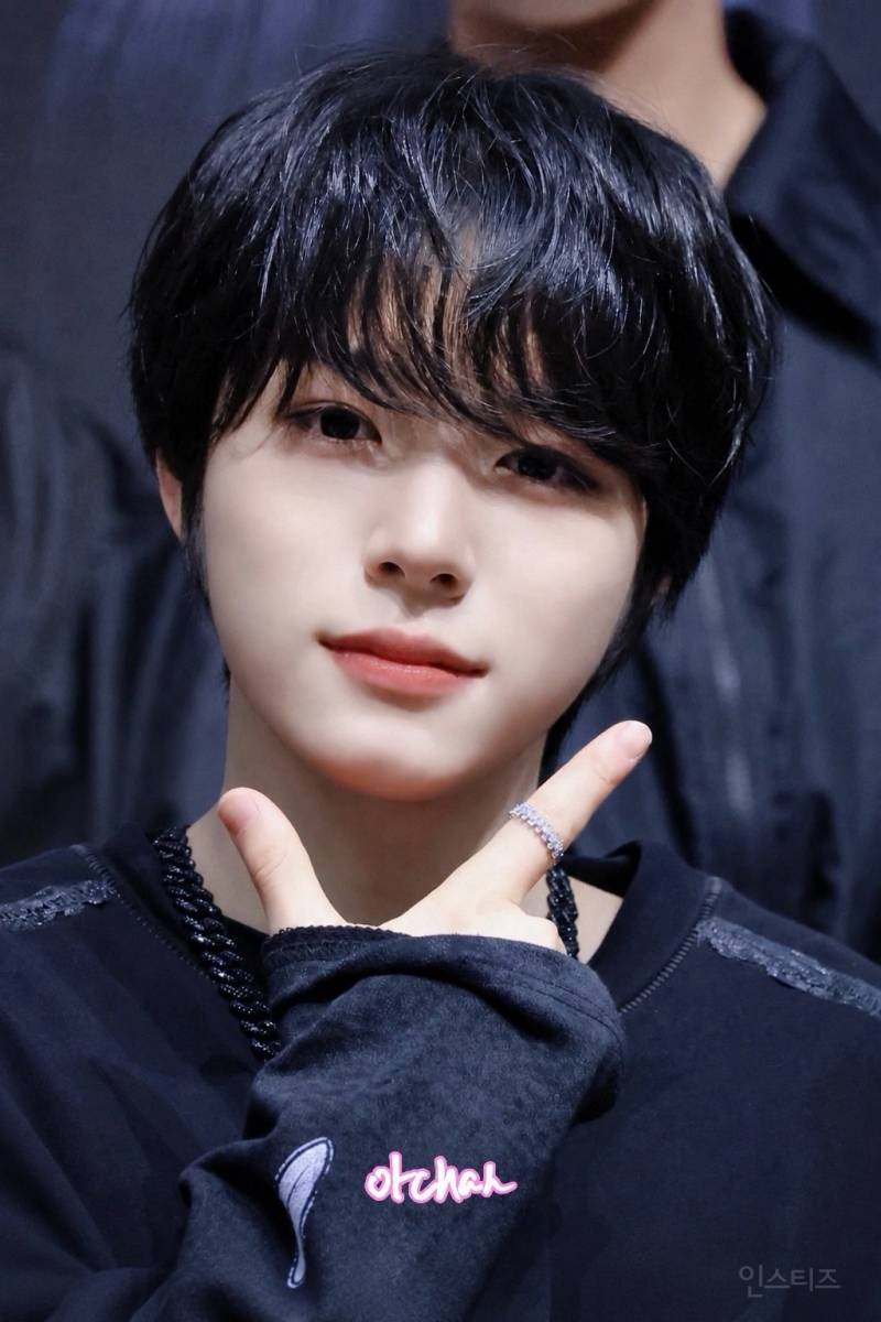 마크 고인물 인증하면서 자랑하는 남돌.jpg | 인스티즈