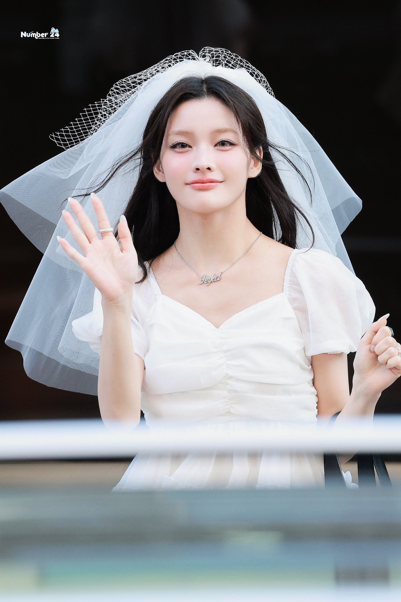 [잡담] 이 초미녀 아기신부 뭐야 ㅈㅇ 아일릿 이로하 | 인스티즈