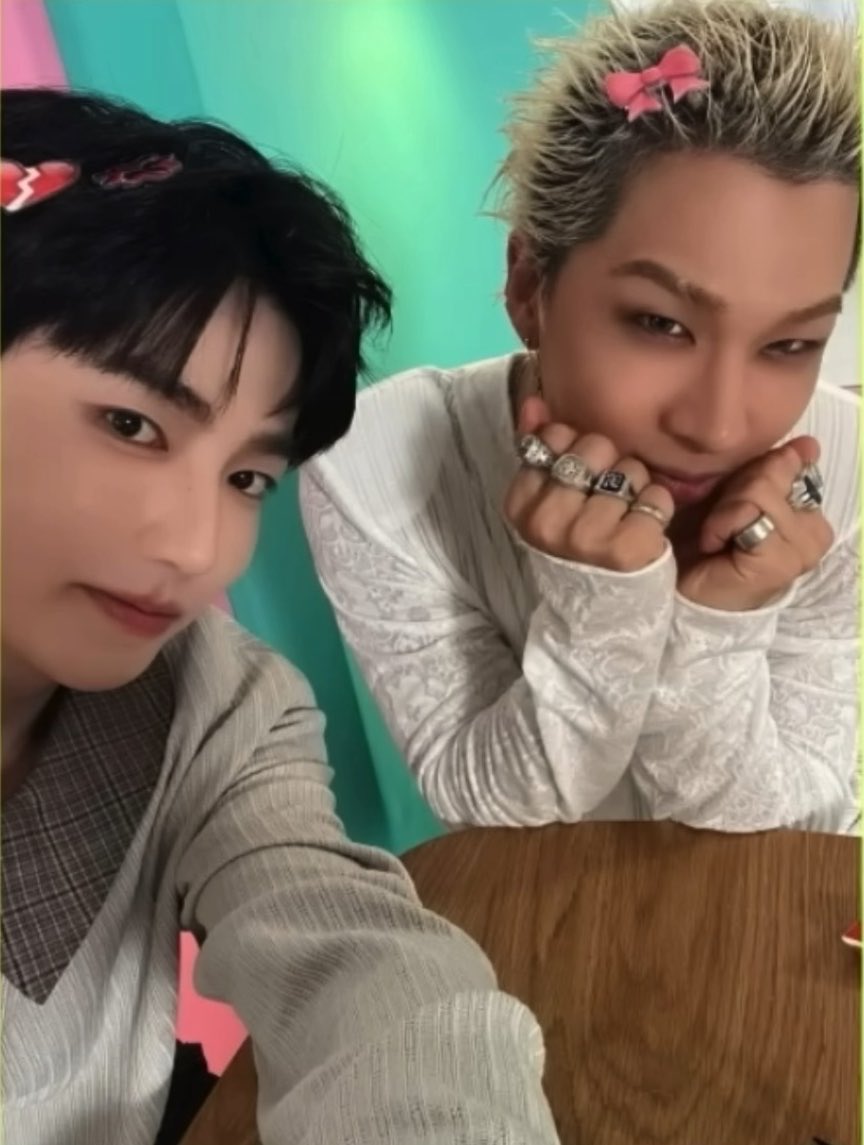[잡담] 장하오 태양 셀카 원본주세요 | 인스티즈