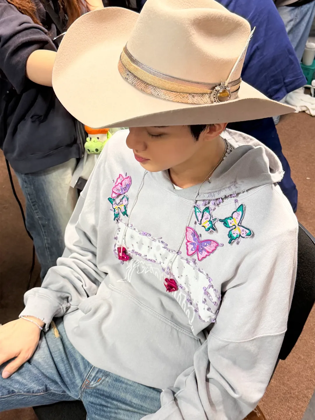 [잡담] 방탄 진 넘 예쁨 | 인스티즈