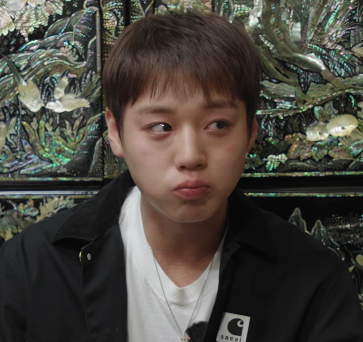 [잡담] 박지훈 진짜 신기하다 술먹으면 볼에 연지? 바른것처럼 포인트만 빨간게 .... | 인스티즈