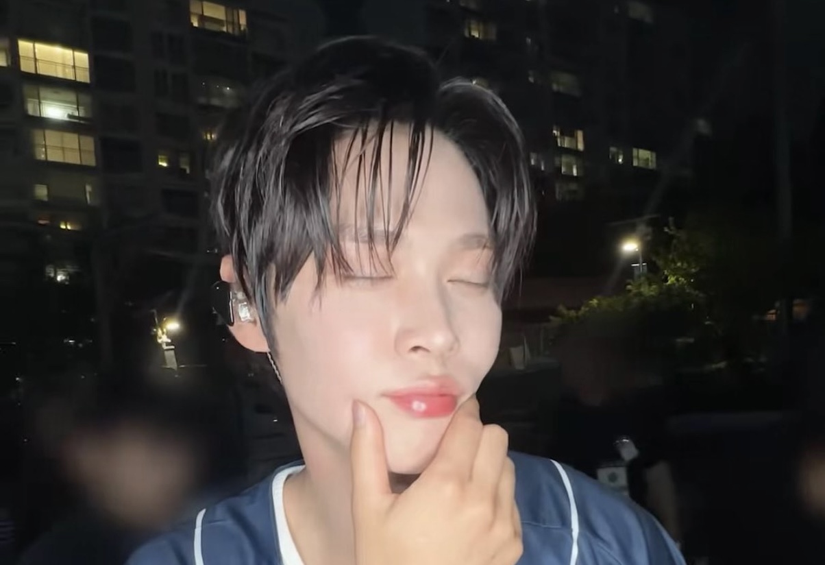 [잡담] 은석이 홍조도 개귀여운데 입술봐 | 인스티즈