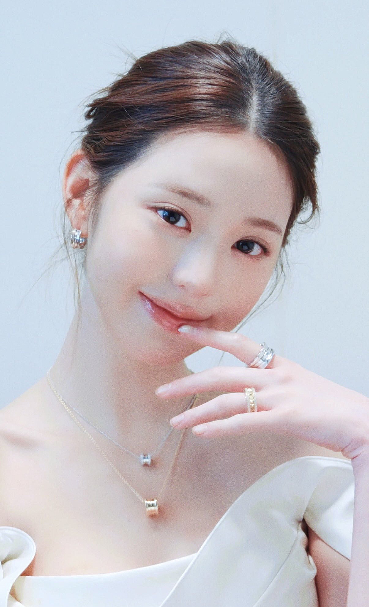 [잡담] 장원영 이렇게 연한 메이크업 처음봐 | 인스티즈