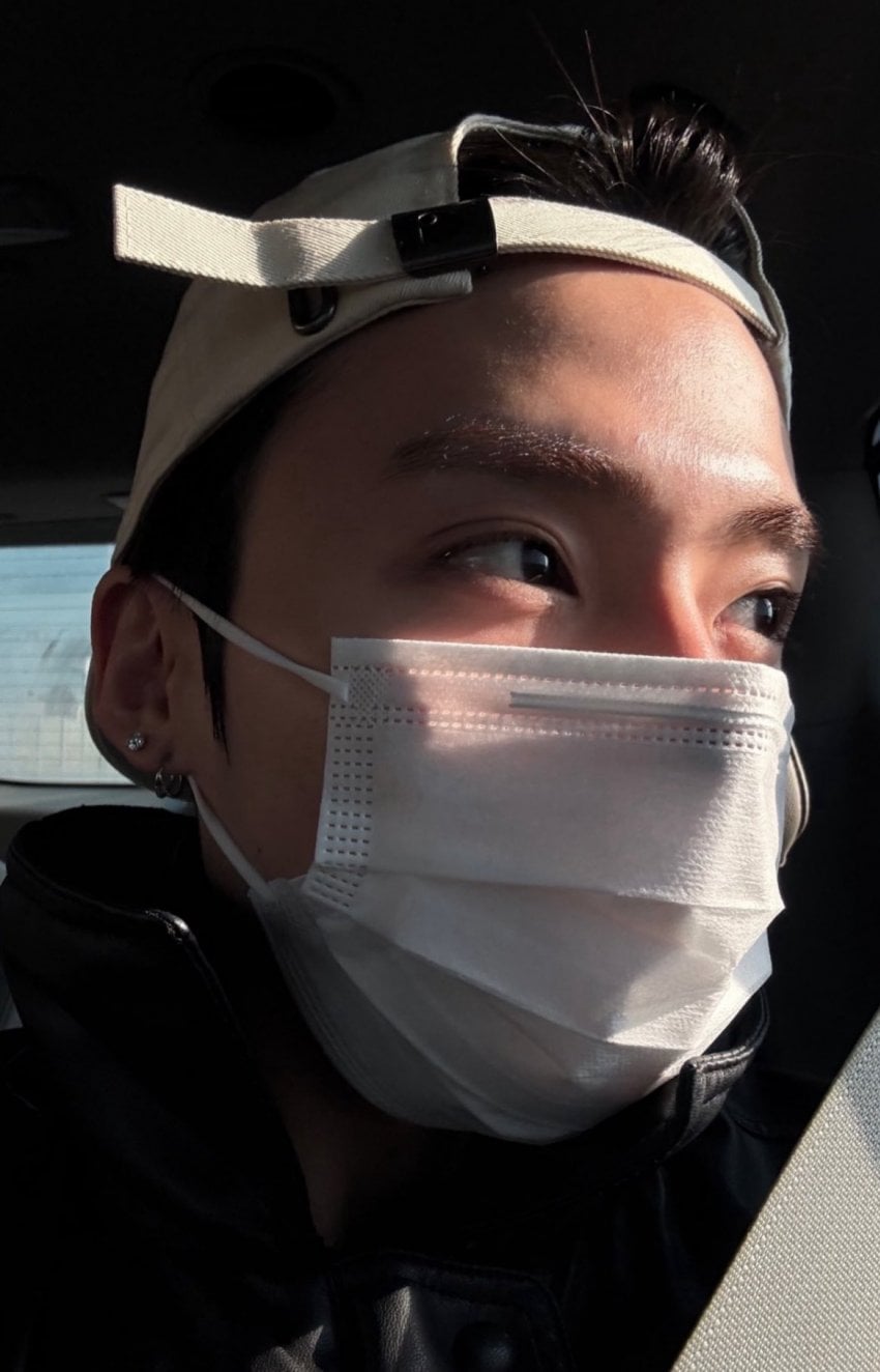 [잡담] 이상원 일반인시절 셀카들 뭔가 노란장판 감성 잘어울림 | 인스티즈