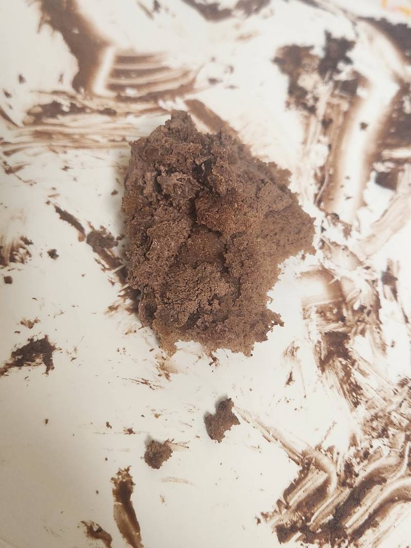 [잡담] 자취하는 사람에게 제발 홀케이크를 사주지 말아주라... | 인스티즈
