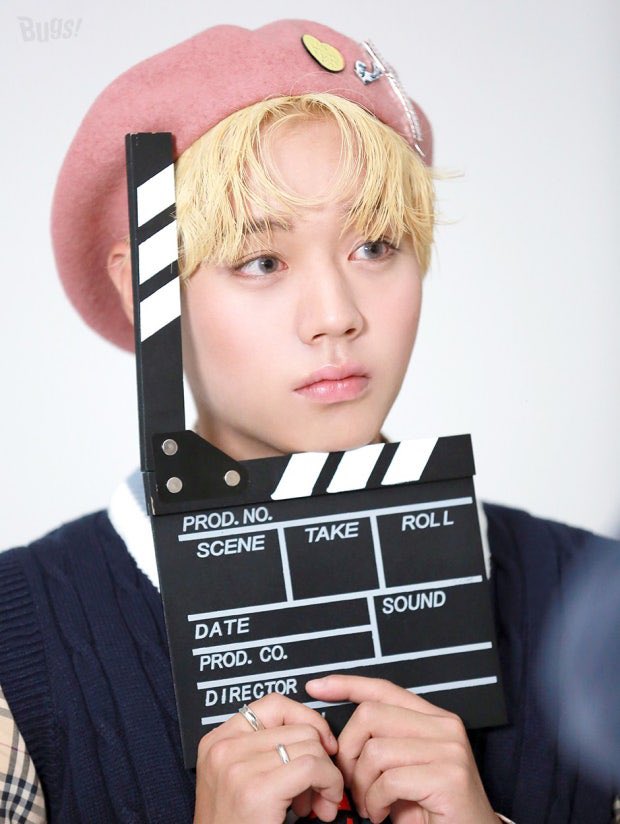 [잡담] 박지훈 눈에다 컬러렌즈 끼니까 장난아니네 | 인스티즈